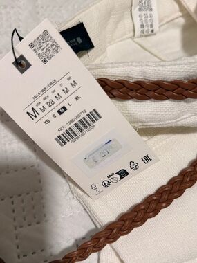Zara White Cropped Pants with Brown Braided Belt